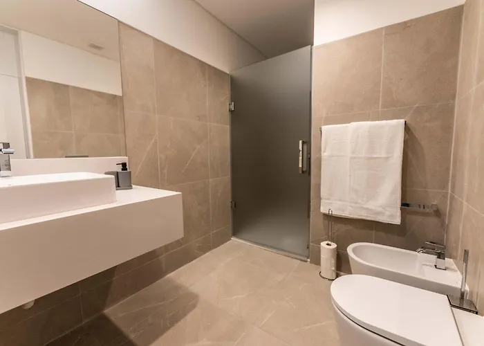 Brum Design Ii * Ponta Delgada (Sao Miguel)